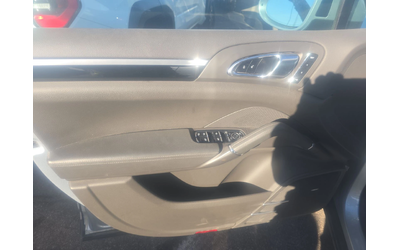 Porsche Cayenne S* PDK* ПОДГРЕВ* ОБДУХВАНЕ* 360КАМЕРА* ПАНОРАМА* - автомобили, коли, обяви за нови и употребявани 6