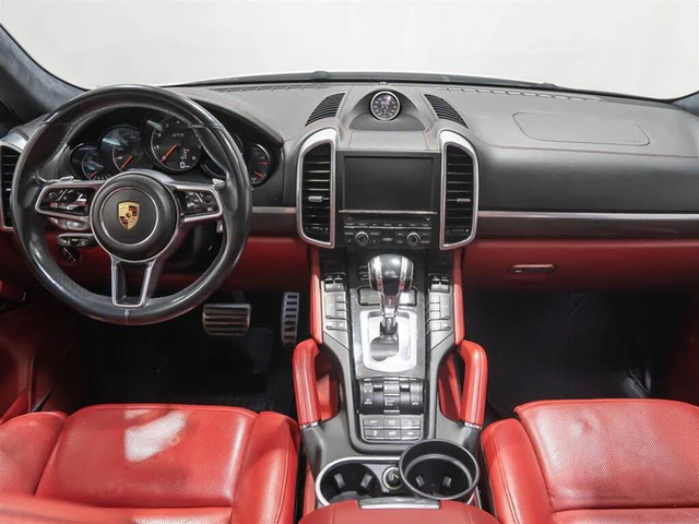 Porsche Cayenne GTS* DISTRONIC* BOSE* 360 CAM* ОБДУХВАНЕ* PANORAMA - автомобили, коли, обяви за нови и употребявани 6