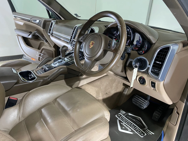 Porsche Cayenne - автомобили, коли, обяви за нови и употребявани 6