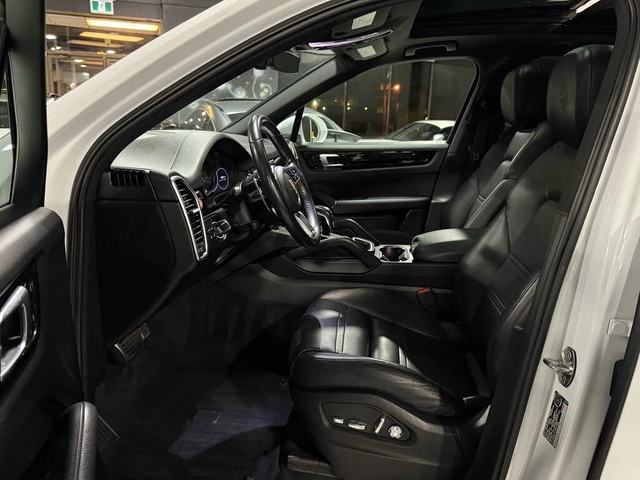 Porsche Cayenne * АвтоКредит * (ЦЕНА ДО БГ) - автомобили, коли, обяви за нови и употребявани 9