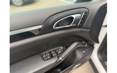 Porsche Cayenne * АвтоКредит * (ЦЕНА ДО БГ) - автомобили, коли, обяви за нови и употребявани 11