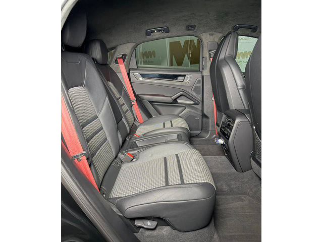 Porsche Cayenne GTS* Coupe* TurboGT Pack* Ceramic* Carbon* Display - автомобили, коли, обяви за нови и употребявани 10