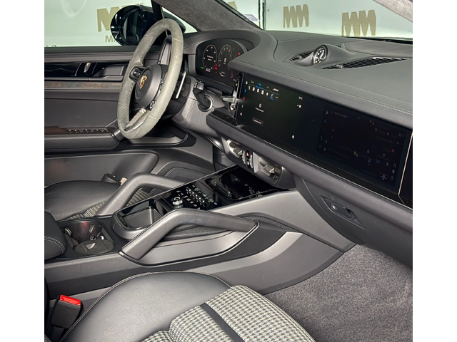 Porsche Cayenne GTS* Coupe* TurboGT Pack* Ceramic* Carbon* Display - автомобили, коли, обяви за нови и употребявани 9