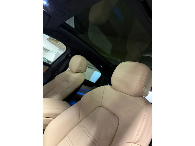 Porsche Cayenne Coupe* SportDesign* PassengerDisplay* HuD* 360 - автомобили, коли, обяви за нови и употребявани 8