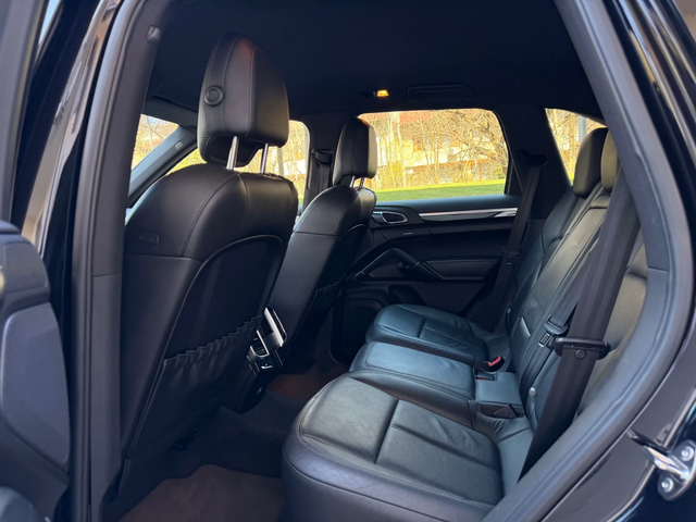 Porsche Cayenne S / 4.8i / V8 - автомобили, коли, обяви за нови и употребявани 10