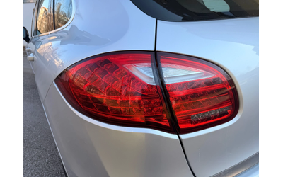 Porsche Cayenne 3.0d / ПОДГРЕВ / ВЪЗДУШНО ОКАЧВАНЕ - автомобили, коли, обяви за нови и употребявани 15
