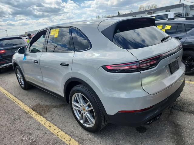 Porsche Cayenne AWD * Един собственик * Без инциденти * CARFAX - автомобили, коли, обяви за нови и употребявани 3