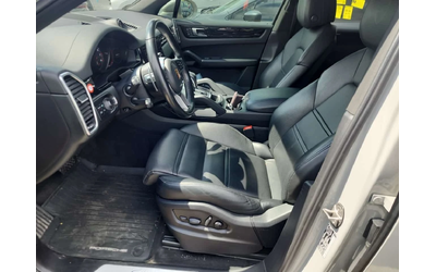 Porsche Cayenne AWD * Един собственик * Без инциденти * CARFAX - автомобили, коли, обяви за нови и употребявани 7