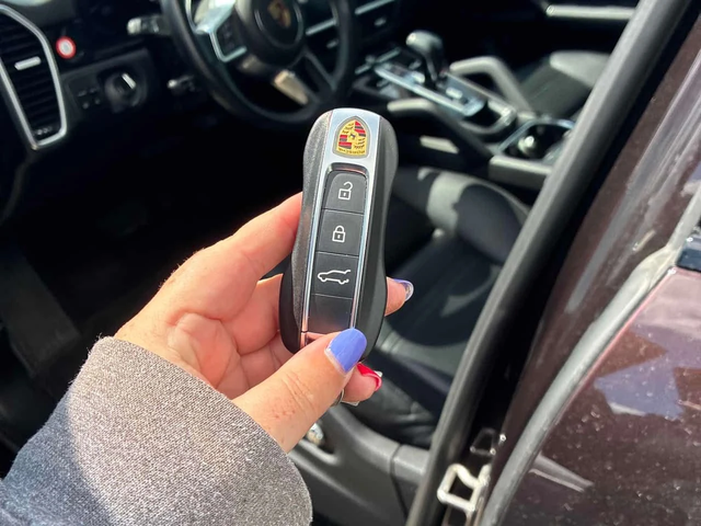 Porsche Cayenne * AWD * ОБДУХВАНЕ* 360КАМЕРИ* BOSE* - автомобили, коли, обяви за нови и употребявани 13