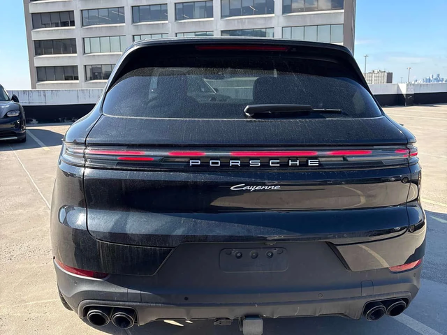 Porsche Cayenne * AWD * CARFAX * BOSE * ОБДУХВАНЕ * КЛИП НА МОТОРА - автомобили, коли, обяви за нови и употребявани 3