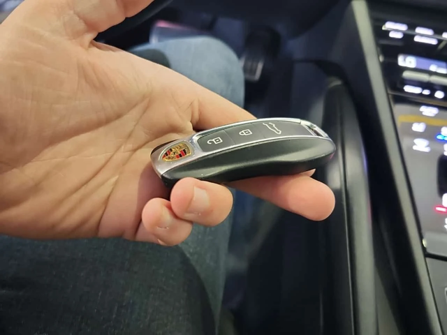 Porsche Cayenne GTS| ОБДУХВАНЕ| PANO| AMBIENT| 360| - автомобили, коли, обяви за нови и употребявани 16