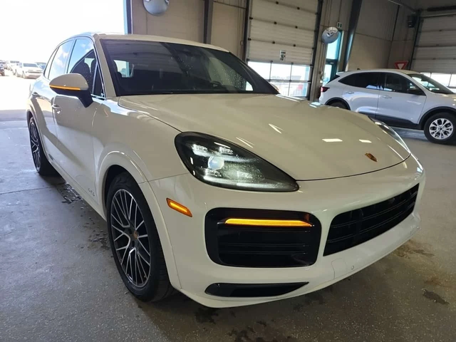 Porsche Cayenne GTS| ОБДУХВАНЕ| PANO| AMBIENT| 360| - автомобили, коли, обяви за нови и употребявани 1