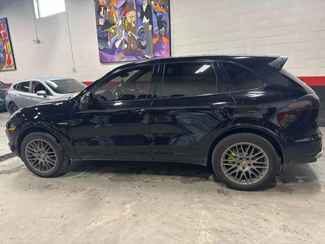 Porsche Cayenne * S E Hybrid * PANO* KEYLESS* ПОДГРЕВ* - автомобили, коли, обяви за нови и употребявани 1
