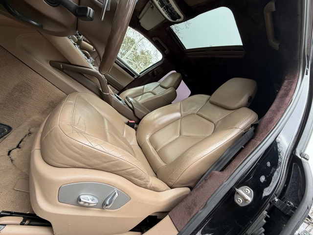 Porsche Cayenne 3.0D* БАРТЕР* Шибедах* Алкантара - автомобили, коли, обяви за нови и употребявани 12