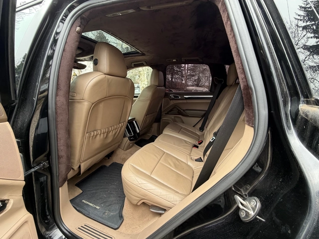 Porsche Cayenne 3.0D* БАРТЕР* Шибедах* Алкантара - автомобили, коли, обяви за нови и употребявани 13