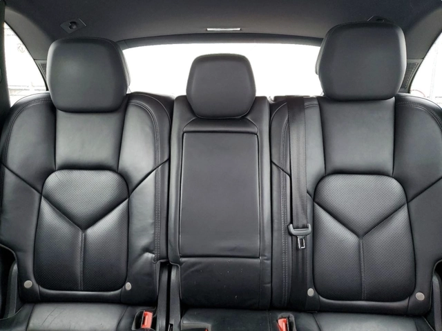 Porsche Cayenne АВТОКРЕДИТ* ЦЕНА БЕЗ АНАЛОГ* - автомобили, коли, обяви за нови и употребявани 9