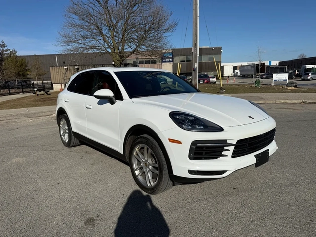 Porsche Cayenne PANO/BOSE/ОБДУХВАНЕ/360 - автомобили, коли, обяви за нови и употребявани 0