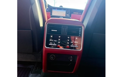 Porsche Cayenne PANO/BOSE/ОБДУХВАНЕ/360 - автомобили, коли, обяви за нови и употребявани 12