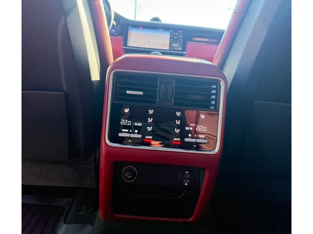 Porsche Cayenne PANO/BOSE/ОБДУХВАНЕ/360 - автомобили, коли, обяви за нови и употребявани 12