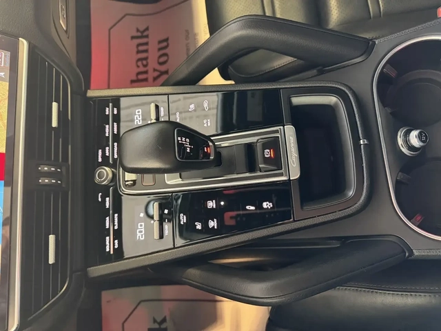 Porsche Cayenne Cayenne - автомобили, коли, обяви за нови и употребявани 12