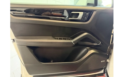 Porsche Cayenne Cayenne - автомобили, коли, обяви за нови и употребявани 13