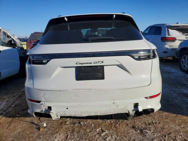 Porsche Cayenne GTS - автомобили, коли, обяви за нови и употребявани 5