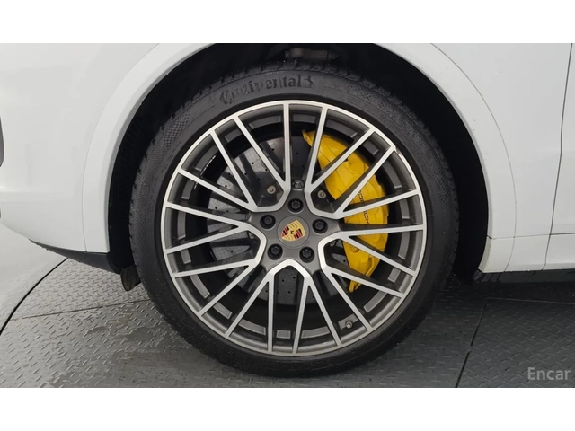 Porsche Cayenne TURBO | CERAMIC - автомобили, коли, обяви за нови и употребявани 16