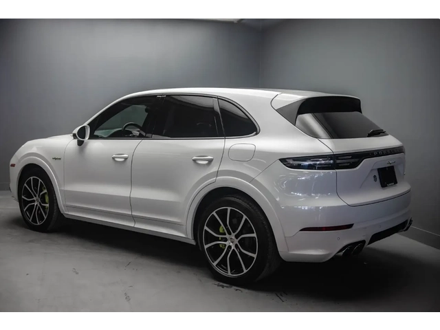 Porsche Cayenne E-HYBRID - автомобили, коли, обяви за нови и употребявани 1