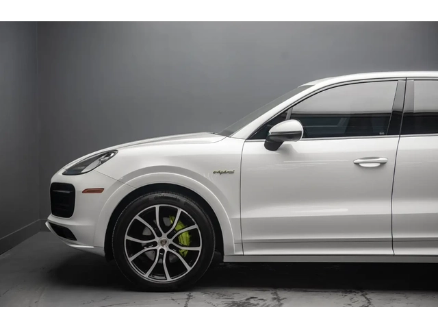 Porsche Cayenne E-HYBRID - автомобили, коли, обяви за нови и употребявани 2