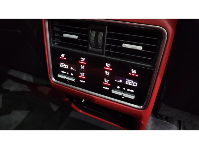Porsche Cayenne COUPE* TURBO* 550КС+ * ОБДУХ* 360* ЛИЗИНГ - автомобили, коли, обяви за нови и употребявани 11