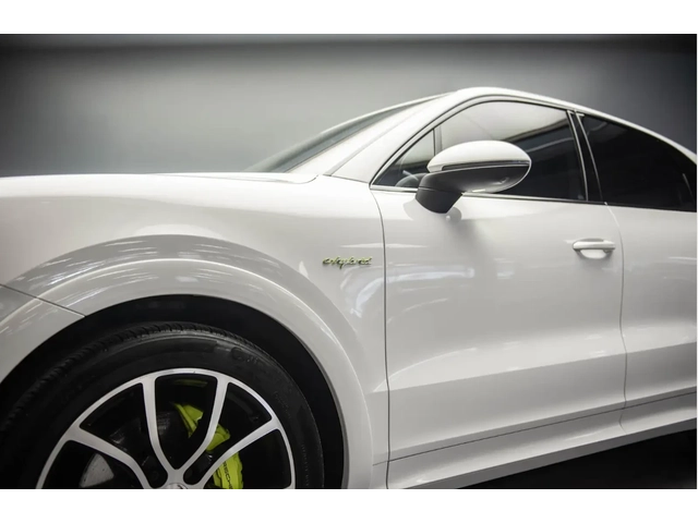 Porsche Cayenne E-HYBRID - автомобили, коли, обяви за нови и употребявани 3