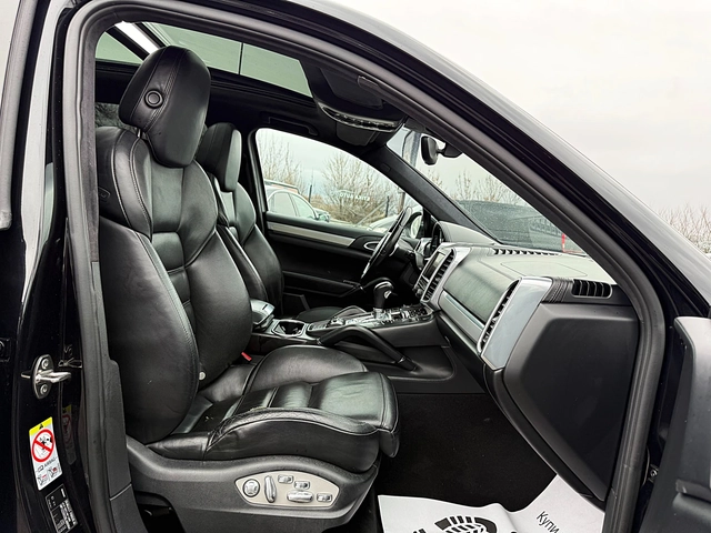 Porsche Cayenne TURBO-500k.c-DISTRONIK-PANORAMA-LED-BIXENON-KAMERA - автомобили, коли, обяви за нови и употребявани 11
