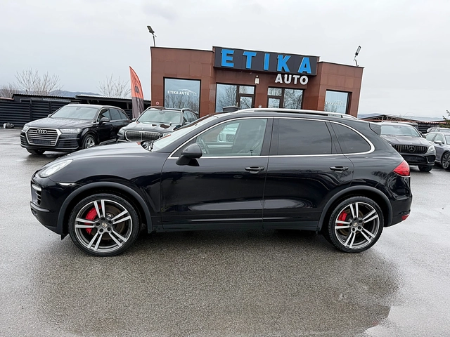 Porsche Cayenne TURBO-500k.c-DISTRONIK-PANORAMA-LED-BIXENON-KAMERA - автомобили, коли, обяви за нови и употребявани 3