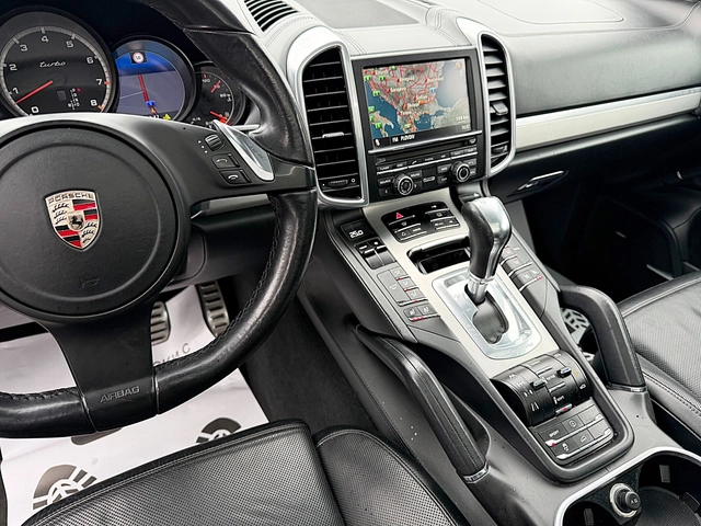 Porsche Cayenne TURBO-500k.c-DISTRONIK-PANORAMA-LED-BIXENON-KAMERA - автомобили, коли, обяви за нови и употребявани 9