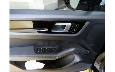 Porsche Cayenne 3.0* КОЖА* ОБДУХВ* НАВИ* ПАНО* 360 - автомобили, коли, обяви за нови и употребявани 14