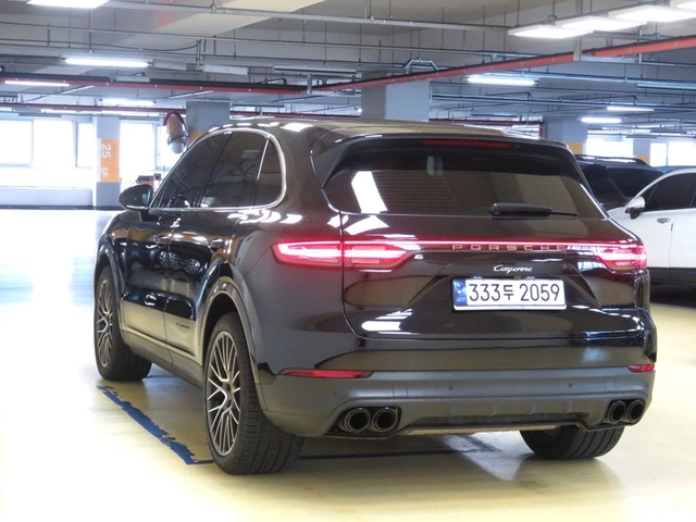 Porsche Cayenne 3.0* КОЖА* ОБДУХВ* НАВИ* ПАНО* 360 - автомобили, коли, обяви за нови и употребявани 3