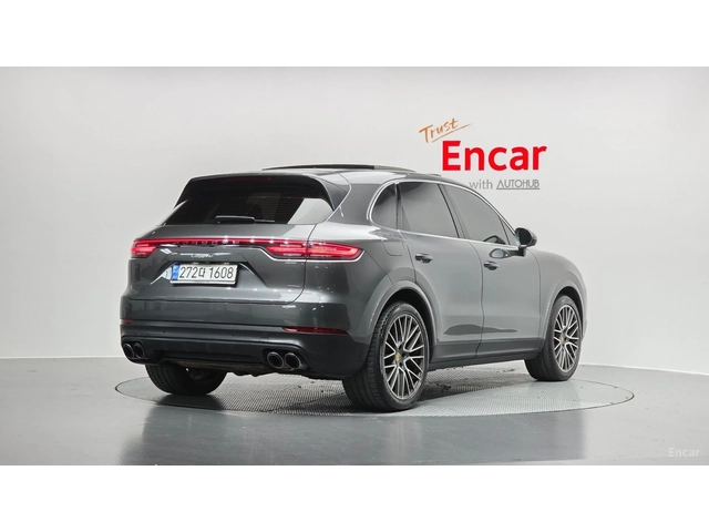 Porsche Cayenne 3.0* HUD* 360* КОЖА* ОБДУХВ* НАВИ* ПАНО - автомобили, коли, обяви за нови и употребявани 1