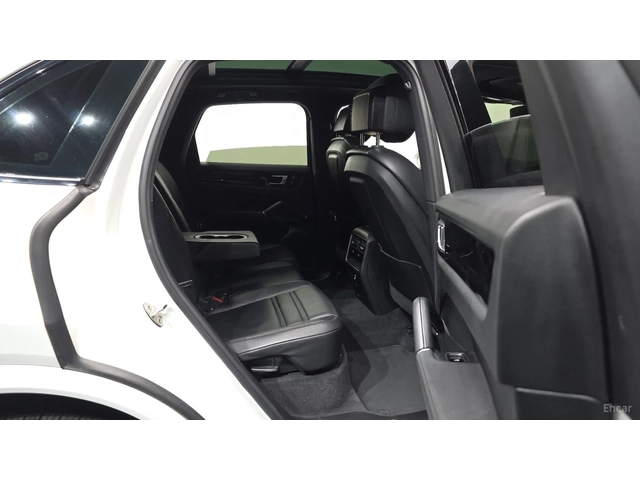 Porsche Cayenne 3.0* КОЖА* НАВИ* ПАНО* КАМЕРА - автомобили, коли, обяви за нови и употребявани 9