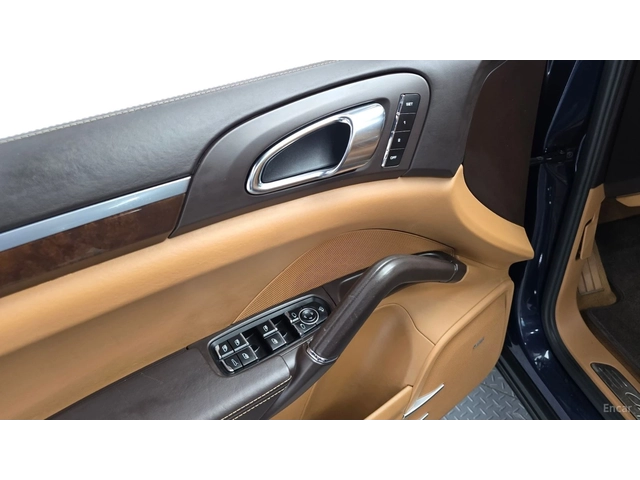 Porsche Cayenne 4.8 Turbo* КОЖА* ОБДУХВ* НАВИ* ПАНО - автомобили, коли, обяви за нови и употребявани 15