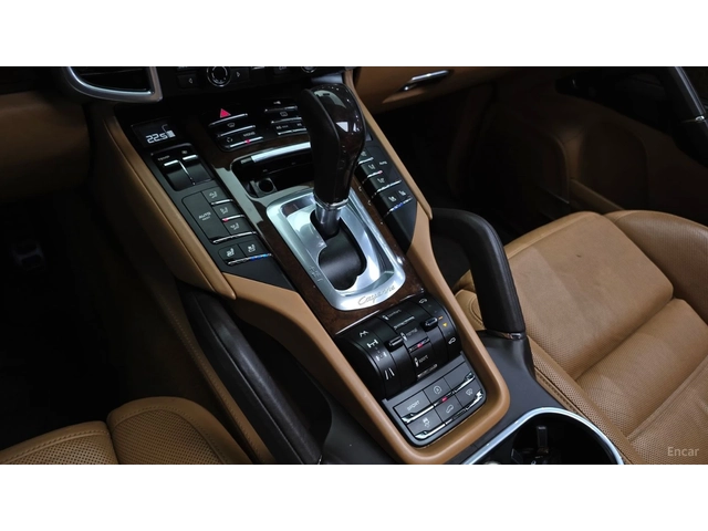 Porsche Cayenne 4.8 Turbo* КОЖА* ОБДУХВ* НАВИ* ПАНО - автомобили, коли, обяви за нови и употребявани 7