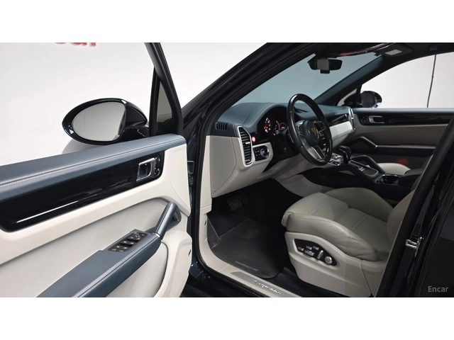 Porsche Cayenne 3.0* HUD* 360* КОЖА* ОБДУХВ* НАВИ* ПАНО - автомобили, коли, обяви за нови и употребявани 8