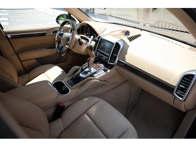 Porsche Cayenne 3.6 AWD* BOSE* PANORAMA* ПОДГРЕВ* КАМЕРА* CARPLAY* - автомобили, коли, обяви за нови и употребявани 11