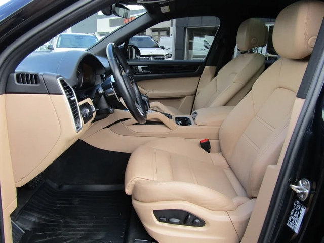Porsche Cayenne 3.0T* BOSE* DISTRONIC* ОБДУХ* 360* КРАЙНА ЦЕНА - автомобили, коли, обяви за нови и употребявани 6