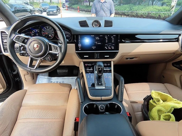 Porsche Cayenne 3.0 AWD - автомобили, коли, обяви за нови и употребявани 7