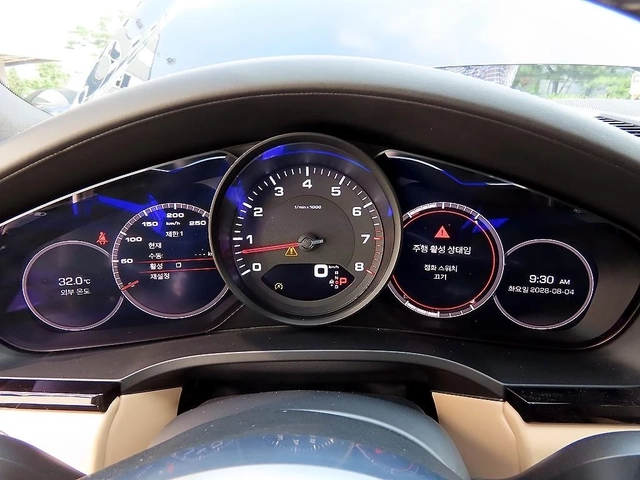 Porsche Cayenne 3.0 AWD - автомобили, коли, обяви за нови и употребявани 9
