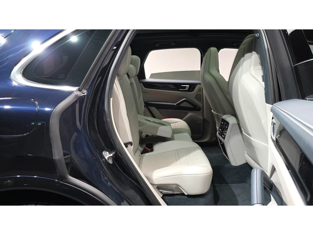 Porsche Cayenne 3.0 AWD - автомобили, коли, обяви за нови и употребявани 10