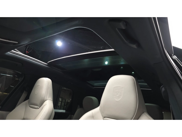 Porsche Cayenne 3.0 AWD - автомобили, коли, обяви за нови и употребявани 12