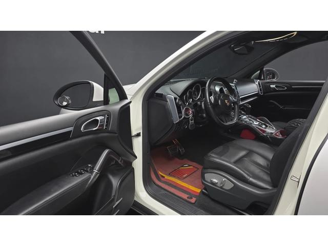 Porsche Cayenne 3.0 Diesel AWD - автомобили, коли, обяви за нови и употребявани 9