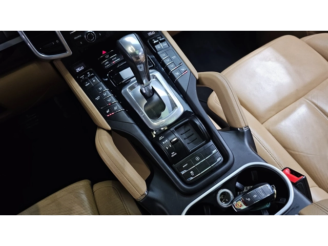Porsche Cayenne 3.0 Diesel - автомобили, коли, обяви за нови и употребявани 8