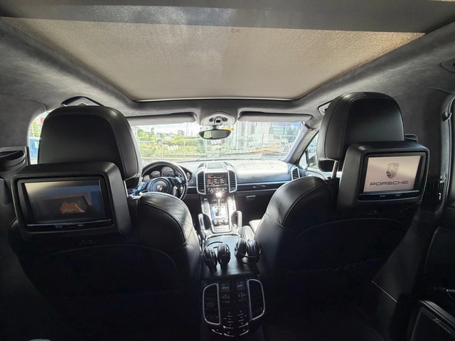 Porsche Cayenne Turbo Ceramic Обдухване 3хTV РЕАЛНИ КМ - автомобили, коли, обяви за нови и употребявани 14